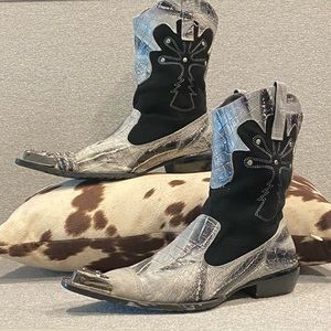 Fiesso Snake Print And Suede Boots